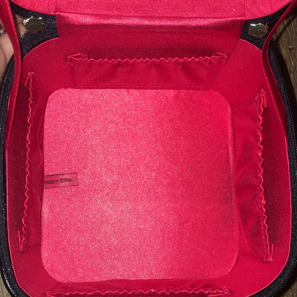 Makeup case - Picture 5 of 5
